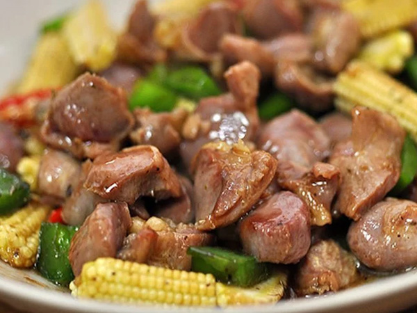 Ăn gà đừng 'chăm chăm' vào phần đùi đây mới là bộ phận quý giá nhất, bổ thận tráng dương, dưỡng nhan sống thọ