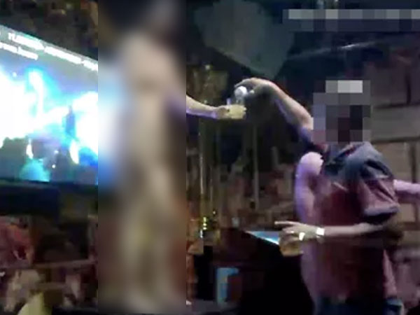 ĐIỀU TRA: Vén màn dịch vụ quái đản núp bóng quán karaoke