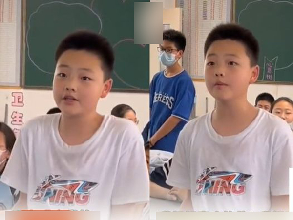 Cậu bé khiến cả lớp kinh ngạc khi đọc vanh vách chiều cao, cân nặng, sở thích của mẹ, khen mẹ xinh đẹp nên không cần phải trang điểm