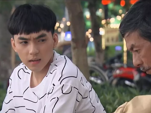 'Lối nhỏ vào đời' tập 7, con trai ông Thành đưa bố 2 triệu tự lo đám giỗ cho mẹ
