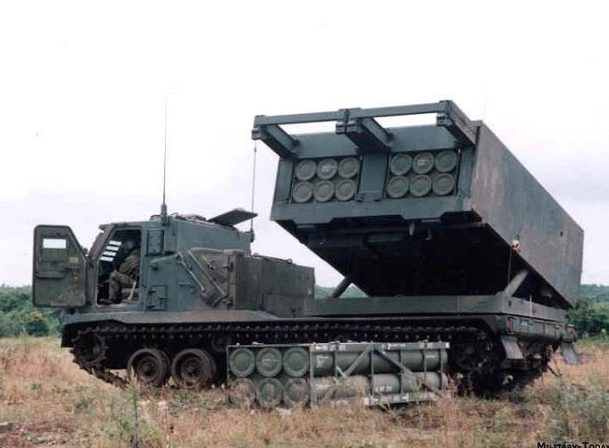 Đức gửi pháo cho Ukraine, Kiev bị tố cản dân đi khỏi vùng chiến sự
