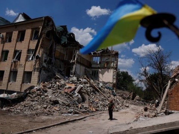 Ukraine bắt đầu chuyển dữ liệu nhạy cảm ra nước ngoài