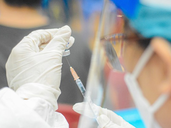 Covid-19 đã ổn, có cần tiêm vaccine Covid-19 mũi 4?