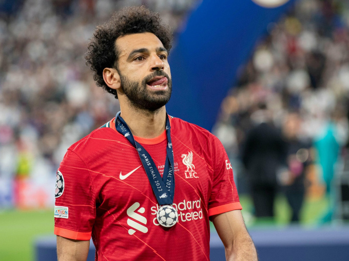 Liverpool bán Mane, lời cảnh báo cho thái độ vùng vằng của Salah