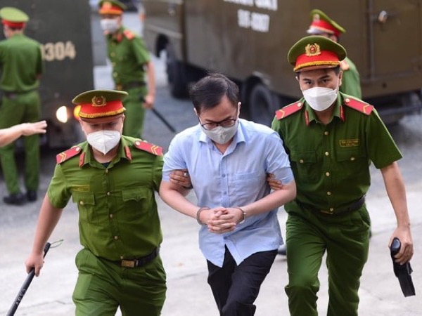 Bắt tạm giam cựu Chủ tịch Công ty Tân Thuận