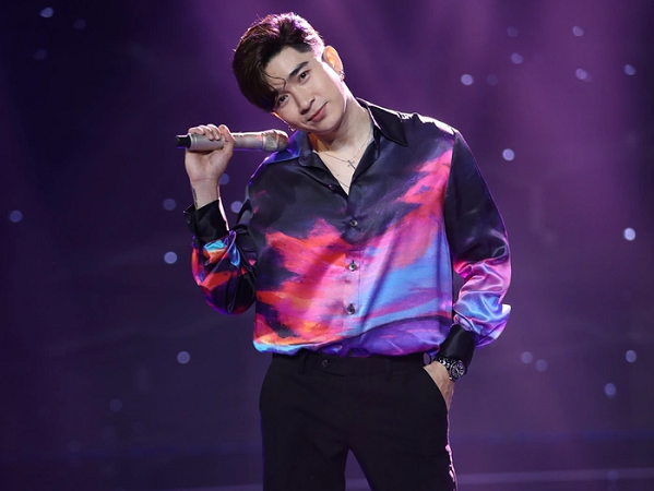 Viết lại tiếng Việt cho ca khúc nhạc Hoa, Chi Dân nhận loạt chỉ trích gay gắt vì ca từ... thô thiển?