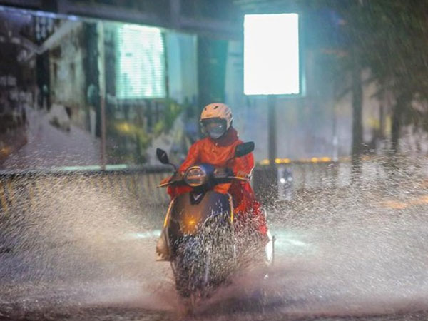 Miền Bắc đón mưa dông từ đêm nay
