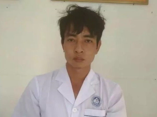 Nam thanh niên đóng giả bác sĩ đi quanh bệnh viện trộm tài sản