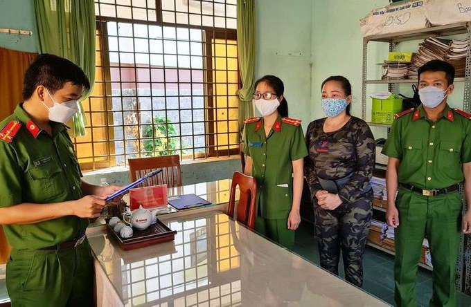 Hy Hữu: Người đàn bà ở Quảng Ngãi hoãn ở tù đến tận 14 năm vì... 4 lần mang thai