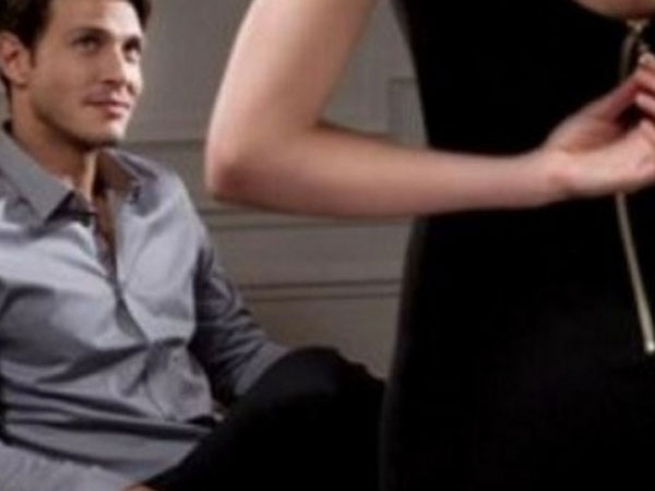 Sếp già và cuộc tình khiến thân tàn ma dại, nhiều quý ông giật nảy vì 'thấy mình trong gương'