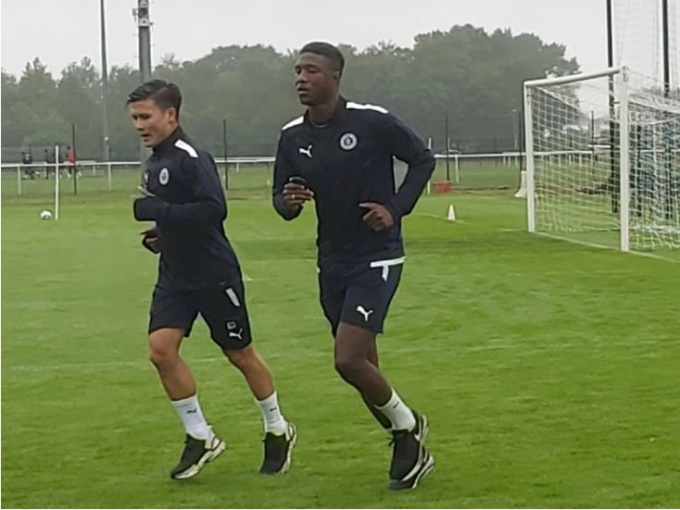 Quang Hải tập buổi đầu tiên cùng Pau FC