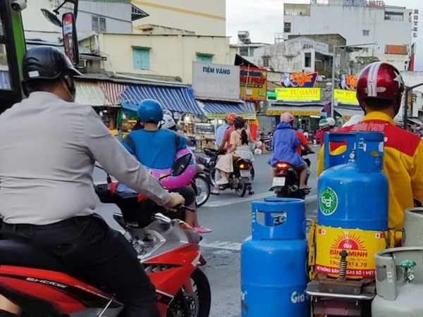 Giá gas giảm tháng thứ 3 liên tiếp