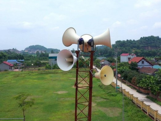 Nữ trưởng thôn bị điện giật tử vong khi đang đọc loa phát thanh
