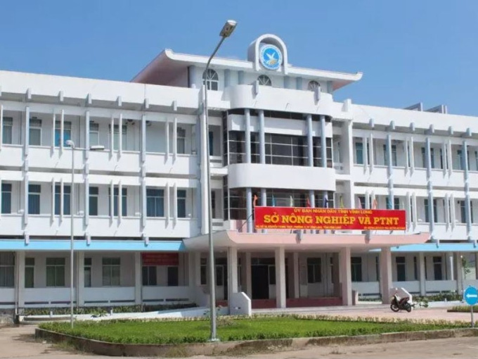 Phó giám đốc sở yêu cầu phải có nhuận bút mới cung cấp thông tin cho phóng viên