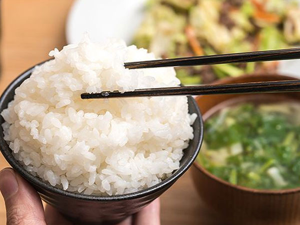 Nhịn đói là 'tra tấn' dạ dày, ăn 2 kiểu này còn hại hơn, dễ gây ung thư, nhiều người Việt hay làm