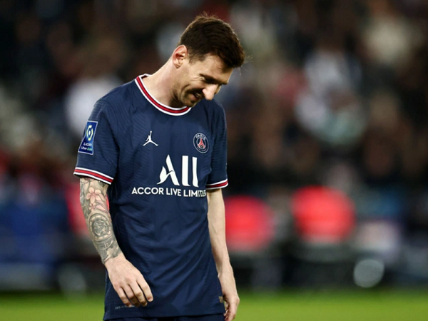 Tiền vệ PSG chỉ ra áp lực cực lớn mà Messi phải đối mặt mỗi mùa