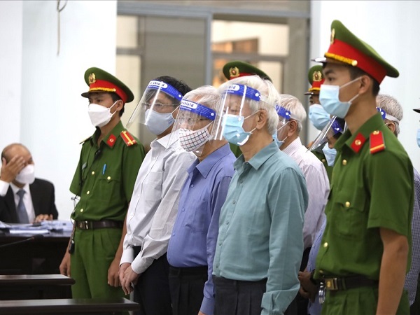 Cựu Chủ tịch Khánh Hòa lại bị đề nghị truy tố trong vụ án khác về đất đai