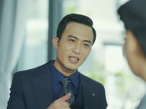 Tạo hình điển trai nhất sự nghiệp, Doãn Quốc Đam vẫn không thoát kiếp đi tù trong phim mới