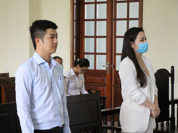 Vụ Nhật Kim Anh giành quyền nuôi con với chồng cũ lại có 'biến', sẽ xét xử lại
