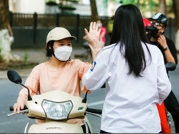 Ngày thứ hai thi tốt nghiệp THPT: Hạn chế tối đa sai sót khi thi bài tổ hợp