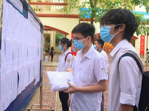 Hà Nội công bố điểm chuẩn vào lớp 10 công lập 2022