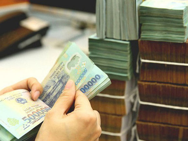 Ngân hàng báo lãi chục nghìn tỷ, doanh nghiệp kêu than khó khăn