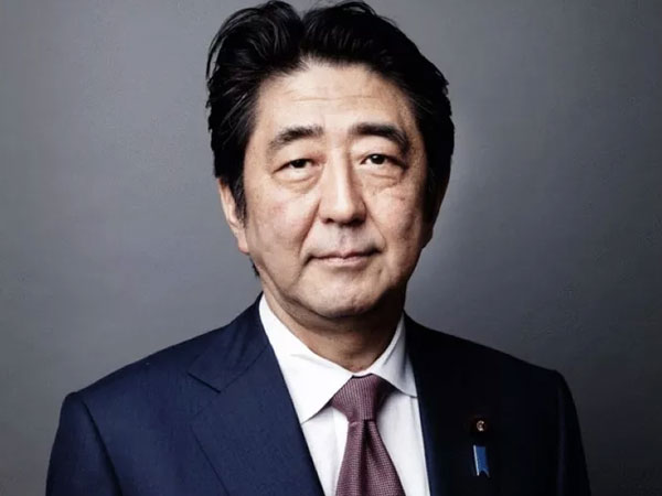 Mở sổ tang tưởng niệm cố Thủ tướng Abe Shinzo tại Đại sứ quán Nhật Bản