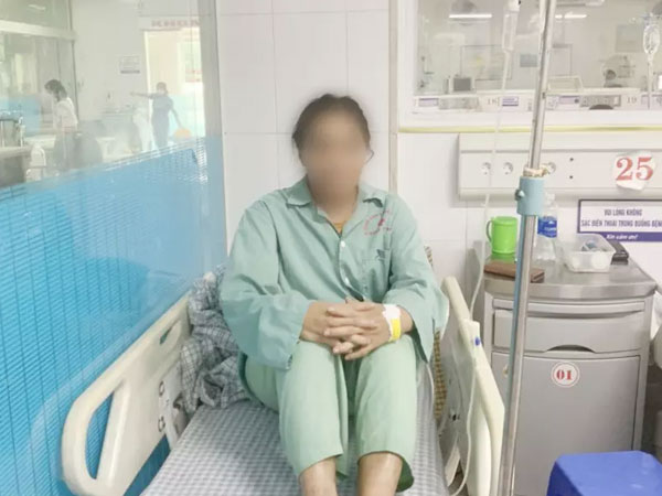 Bệnh hiếm khiến người phụ nữ liên tục nói nhảm, rối loạn ý thức