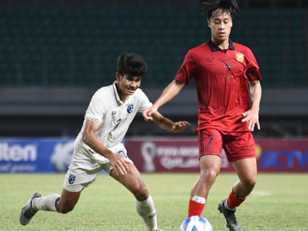 CĐV Thái Lan: 'Đá thua Lào còn gì mơ World Cup, giải tán đi là vừa'
