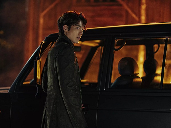 Kim Woo Bin vào vai người ngoài hành tinh ở bom tấn viễn tưởng toàn sao hot