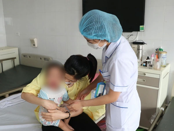 Đang xuất hiện hàng loạt ca mắc cúm A, dấu hiệu nhận biết và cách chăm sóc, phòng bệnh