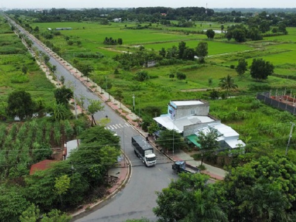 Diễn biến nóng vụ đường bị 'nắn cong' để qua đất 20 cán bộ