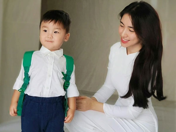 Hoà Minzy trải lòng về chuyện làm mẹ đơn thân, tiết lộ: 'Bố mẹ chấp nhận chỉ để tôi vui thôi'