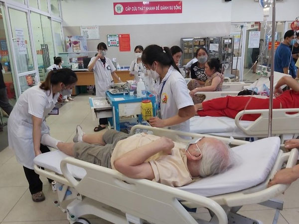 Số ca mắc cúm A ở Hà Nội bất ngờ tăng đột biến, ghi nhận hơn 100 ca nhiễm ở khu công nghiệp