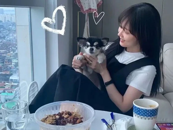 Jang Nara lần đầu hé lộ về cuộc sống hôn nhân với ông xã kém 6 tuổi, chỉ một chi tiết cũng đủ khiến dân tình ghen tị