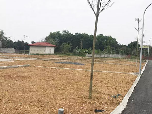Mắc kẹt tiền tỷ vì liều ôm bất động sản ven đô