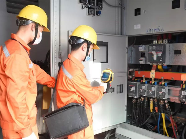Phó Thủ tướng yêu cầu chưa tăng giá điện trong thời gian tới