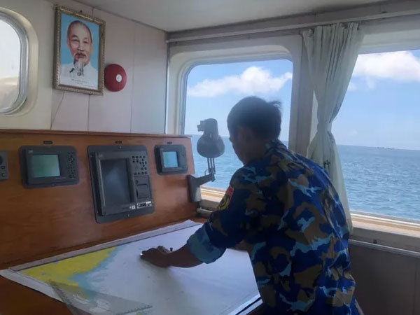 Thông tin mới nhất về 4 người còn sống trên tàu cá Bình thuận chở 15 ngư dân mất tích