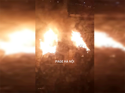 Nhà hàng bò tơ Tây Ninh bốc cháy ngùn ngụt lúc rạng sáng, khói đen bốc cao hàng chục mét