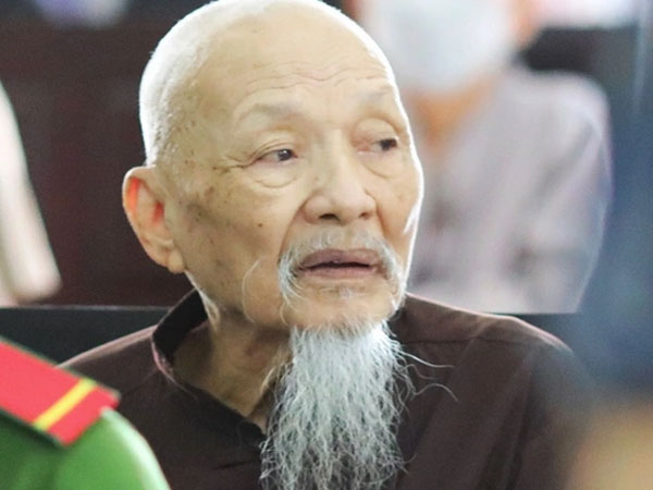Ông Lê Tùng Vân cho rằng mình là tấm gương tốt, các đệ tử đều rất giỏi
