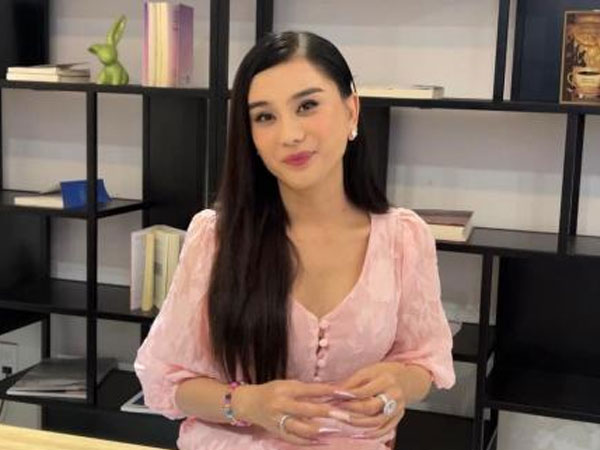 Lâm Khánh Chi kể chuyện bị bố mẹ đuổi khỏi nhà vì ly hôn chồng, hé lộ mối quan hệ với Hương Giang sau lùm xùm cạch mặt