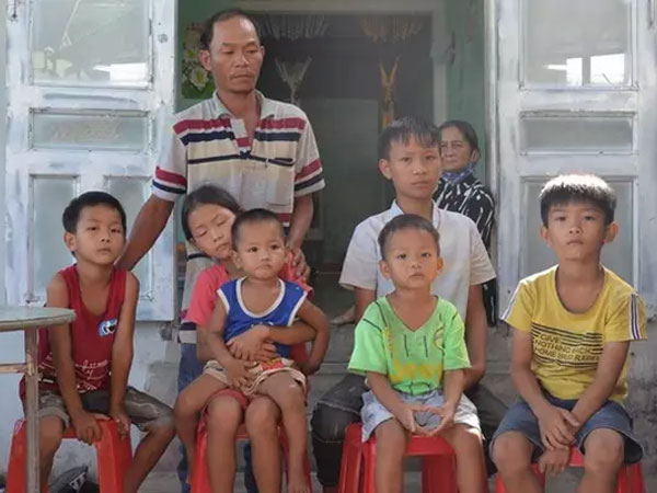 Mẹ tự tử bỏ lại 6 con thơ: Túng quẫn vì vay nặng lãi 53%/năm