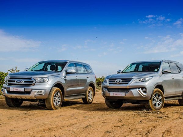 Mua xe SUV hơn 1 tỷ: Chọn Toyota Fortuner 4x2 AT hay Ford Everest Ambiente?