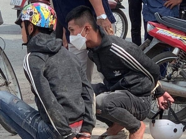 Không có việc làm, hai thanh niên rủ nhau đi cướp
