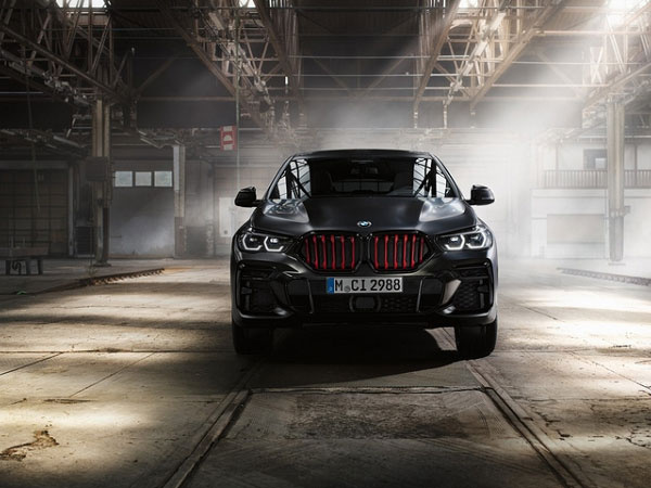 BMW ra mắt X6 Black Vermillion đầy phong cách, từ 3,4 tỷ đồng