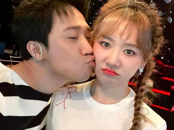 Trấn Thành tiếp tục phát 'cẩu lương' bên Hari Won, chứng minh tình yêu vẫn ngọt ngào như thuở ban đầu
