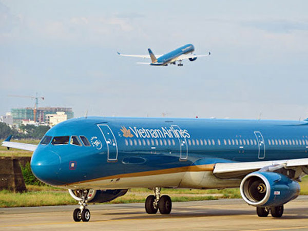 Máy bay hạ cánh khẩn cấp xuống Đà Nẵng: Vietnam Airlines nói gì?