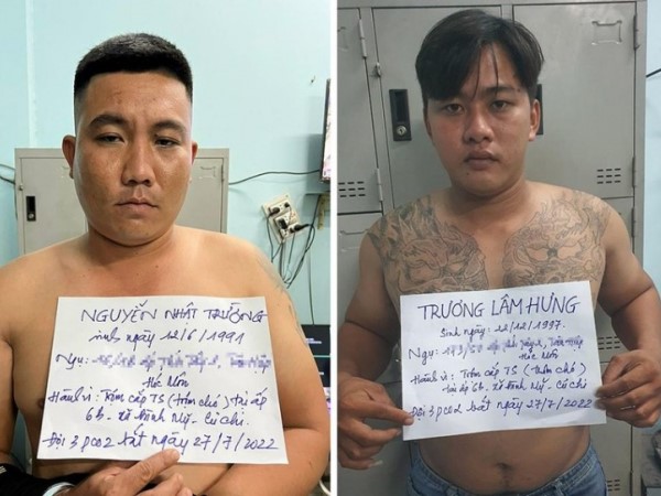 Hai kẻ ngang nhiên xông vào nhà dân ở TP HCM bắn trộm chó gây bức xúc