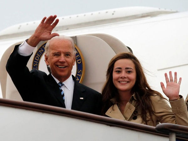 Cháu nội Tổng thống Biden tổ chức hôn lễ tại Nhà Trắng