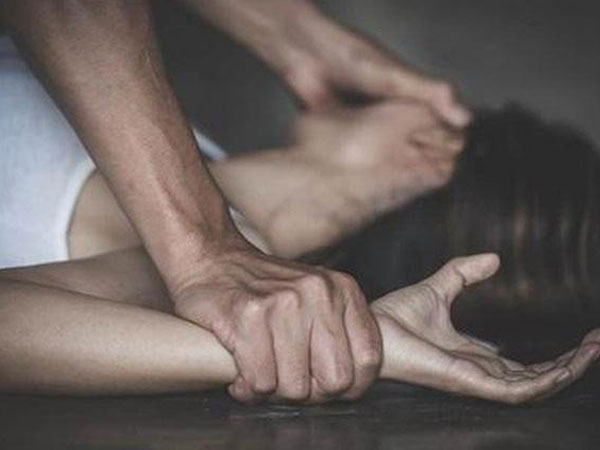 SỐC: 8 người mẫu bị cưỡng hiếp khi đang quay MV ở Nam Phi
